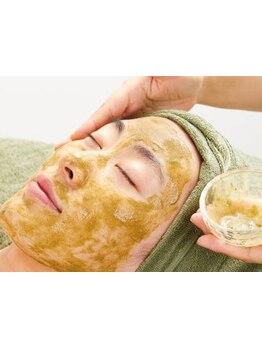 ホウレイ線・たるみ改善！予防ケア