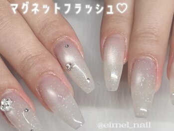 シンプル上品ネイル