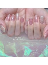 リッシュ トロワ(RICHE trois)/ワンカラーフラッシュネイル