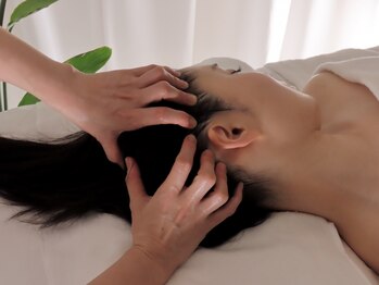 レミュービューティー(Remieux beauty)の写真/【慢性的な首肩こり・眼精疲労に】極上ヘッドスパで自律神経から整え、睡眠の質を高める施術♪