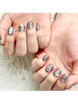 マイオティック ネイル(miotic nail)/Y2Kデザイン