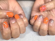 パープルの爪屋/くすみオレンジ×かめちゃん♪