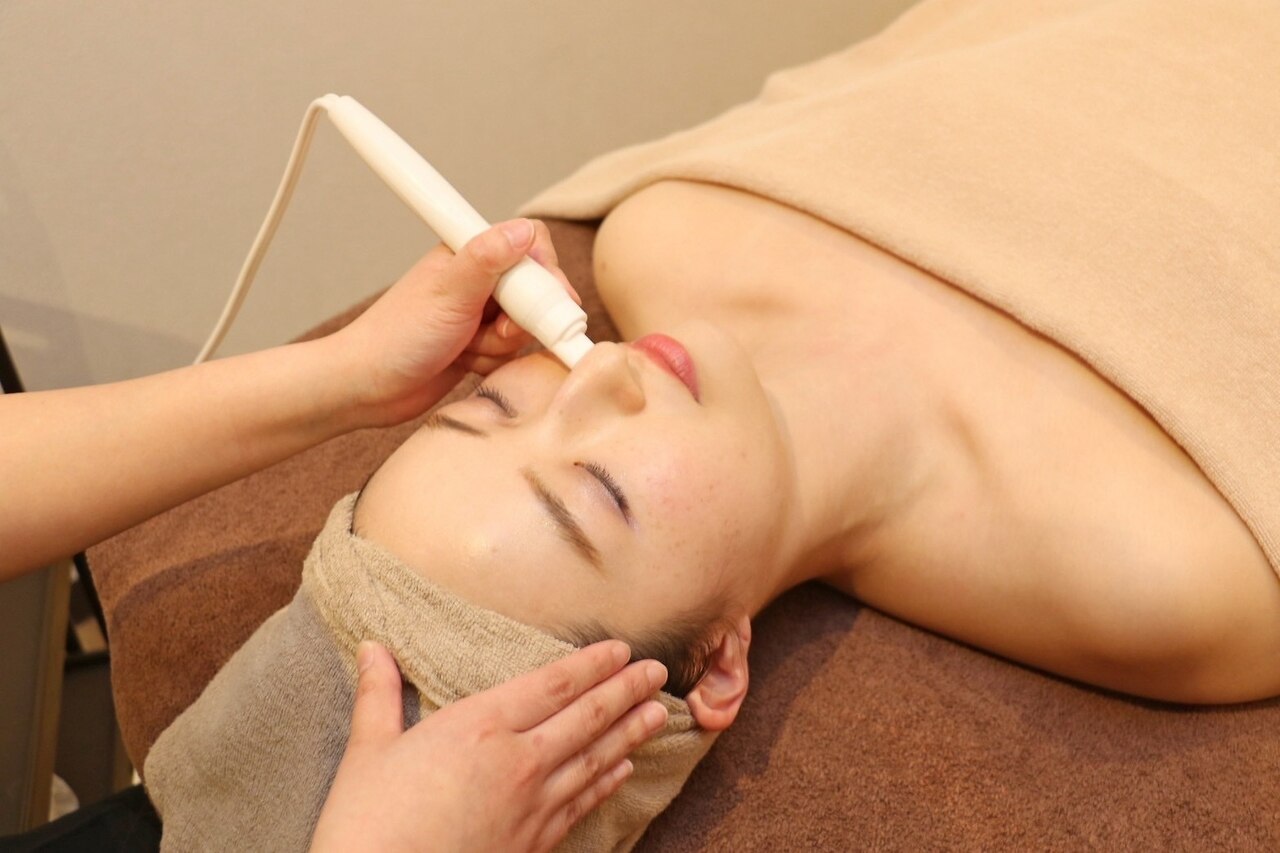 【専用ページ】1月初めご予約分✴︎ジェネサンス＆朝用夜用美容液＆オイル セット スパシャン ダークレーベル グラフェンミニバケツセット – SPASHAN