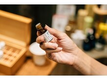 その日の気分や身体の調子に合わせたあなただけの香りをブレンド