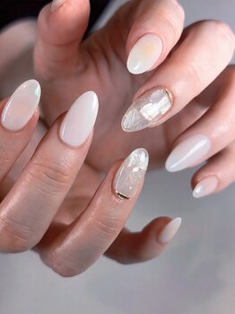 エムディーエーネイル(M.D.A NAiL)/敷詰めシェルパヴェ