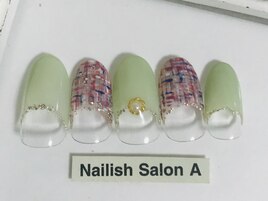 ツィードネイル