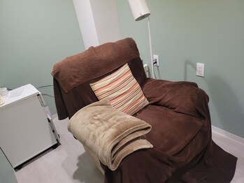 リョウ(RYO)/まつエクブース（個室）