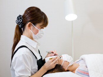 サロン リーサ(Salon Riisa)の写真/【セーブルつけ放題/ボリュームラッシュ/フラットラッシュ取扱い】気軽に通えるプライベートサロン♪