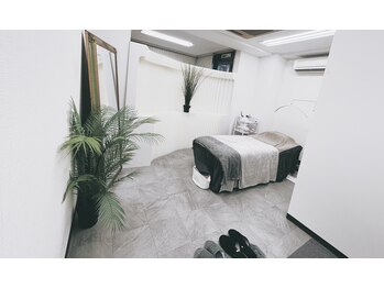 BSTの写真/◎ベットが一つのみの貸切空間で、人目を気にせずゆったり。あなただけの贅沢なまつげケアを♪