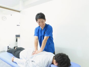 筋膜カッパ整体院 広島祇園店の写真/中々改善しない腰痛、骨盤の歪み、根本改善目指しませんか？国家資格保持スタッフが丁寧に施術！