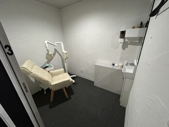 クサカンムリ(KUSAKANMURI)の写真/セルフホワイトニング◆初回4000円～コース勧誘なし都度払い◆鍵付個室で人目気にせず◎staff常駐で安心◎