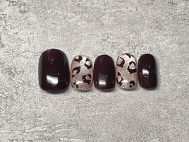 ヒョウ柄シンプルネイル