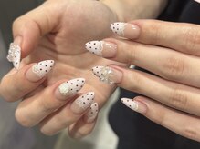 dot ×lace