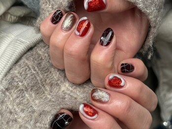 ルナ(LuNa)/手書きアートネイル/グリッター