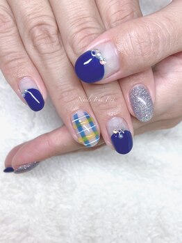 ネイルズ イルク(Nails Irk)/ネイビー
