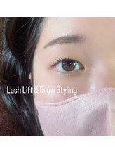 まつげエクステ アンド スクール アンド エステ プティーティドゥール(Putih Tidur)/まつげパーマ+美眉スタイリング