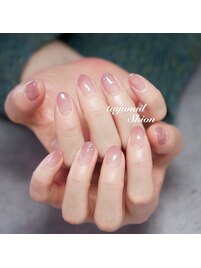 ナチュラルグラデーションネイル