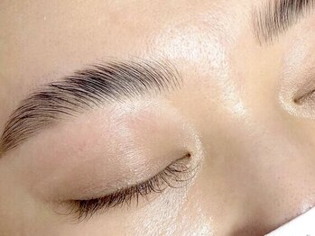 アムールラッシュ 新宿店(Amour lash)/アイブロウリフト♪