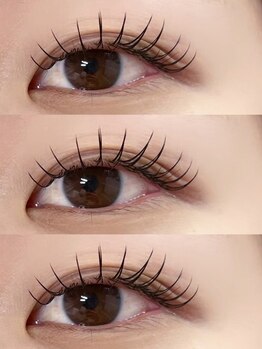 ウユ 新宿(UYU)の写真/【フラットラッシュ140本¥5080】さりげない抜け感と束感を出すことで可愛らしいお目元を。