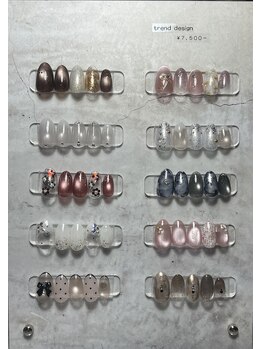 リトルムーン(Little moon)/2月〔hand〕trend design