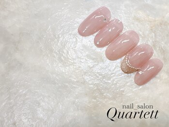 【ラメフレンチ×チェーン】