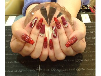 エスフィーネイルサロン ブリーユ(Esfy nailsalon Brille)/赤ネイル