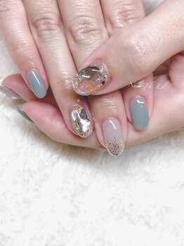 ネイルズ イルク(Nails Irk)/埋め尽くし