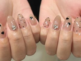 黒ドット×ハートネイル ¥9900