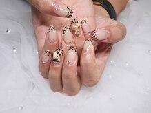 グラシアス(Gracias)/ヒョウ柄フレンチネイル