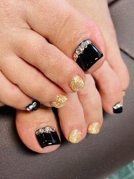 ミュウミュウ(MYUMYU)/ブラックフットネイル