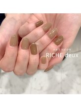 リッシュ ドゥ(RICHE deux)/細ラメフレンチネイル