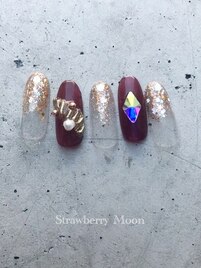 ゴージャスビジューネイル