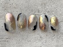 シープラスエー(C+A)/手描きうねうねラインアート