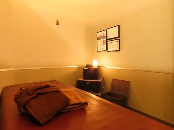 パウワウプレミアム 丸ビル店(POWWOW Premium)