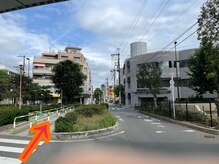 カフー(KAFUU)/直進し、はなみずき通りへ