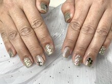 バズネイル(VAZ NAIL)/