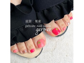 ジェルメ(germer)/ピンクカラーでフットネイル♪