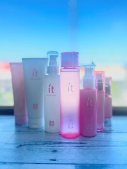 エイチスリー(H3)の写真/健やかで美しい指先を育む大人女性のこだわりを叶えるネイルサロン♪上質なフットマッサージもご用意◎