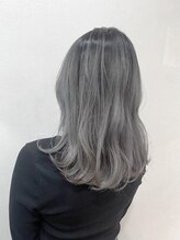 ラピネイル(Lapi Nail)&nbsp;Nailist Sara