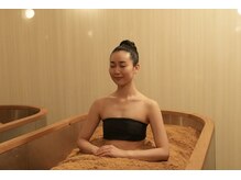 えん発酵温熱木浴 神楽坂店/Step.3【木浴15分】