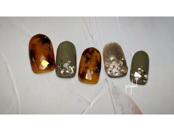 ネイルアンドアイラッシュアンドアロマ ピグレット(PIGLET)/秋ネイル