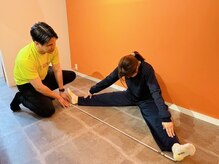 ポジティブストレッチ サンロード店/【柔軟性チェック】開脚 ver.