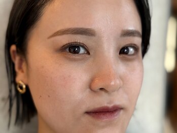 アネモナ(ANEMONA)の写真/眉を整えると時短で目元の印象UP！眉間引き×パーマで、抜け感と立体感を♪ハイセンスな技術で美眉を実現☆