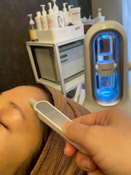 ホワイトアクア 福岡天神店(WHITE AQUA)の写真/＼Newメニュー／今話題の毛穴洗浄メニュー導入☆韓国式最新美容で肌改善を目指すならWHITE AQUAにお任せ♪