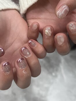スピカ ネイルサロン アンド スクール(Spica nailsalon&school)/アシンメトリーニュアンスネイル
