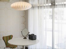 北欧家具があり洗練された大人空間でおくつろぎいただけます。