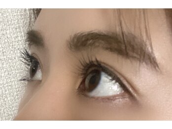 アロラヴィ(AroRavi)/まつ毛を元気に！