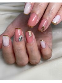 pinkビジューデザイン