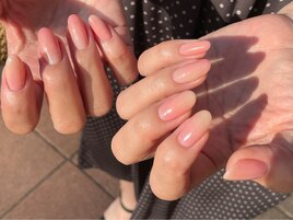 【パラジェル桃ネイル】