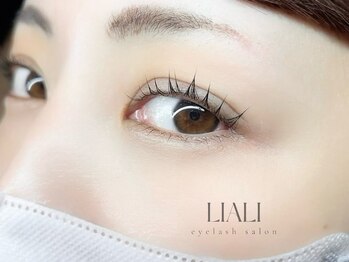 リアリ 市川(LIALI)/光取り込むうるうるeye＊